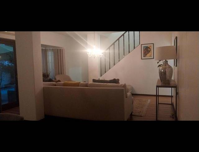 3 BEDROOM PROPERTY TO RENT IN BRYANSTON